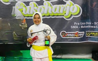 Guru MI Muhammadiyah Karanglo Raih Penghargaan Wasit Pencak Silat Terbaik Putri di Bupati Cup Sukoharjo 2024